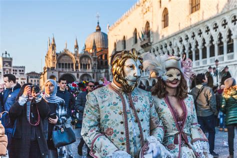 From Fancy Dress to Festivities: The Lively Celebrations of Venice