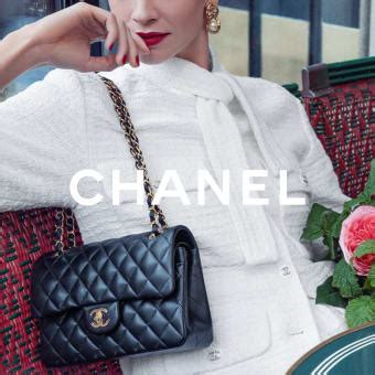 Getting a Glimpse of Elegance: Analyzing the Timeless Chanel Fashion Show