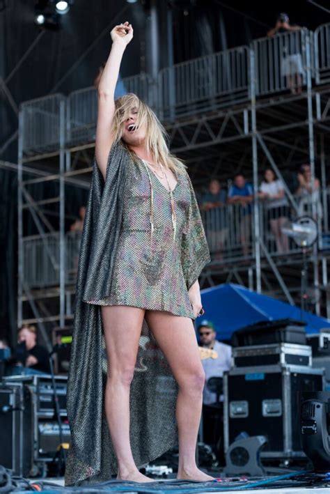 Grace Potter's Unique Fashion Sense and Physique