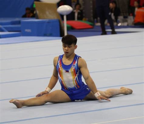 Gymnastic Elements that Define Yulo's Figure