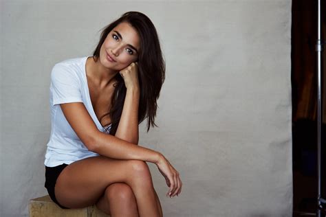 Hailee Lautenbach: An Emerging Social Media Sensation