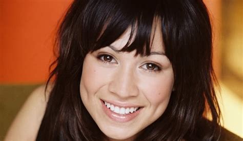 Height and Figure: Cassie Steele's Stats