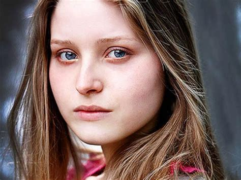 Height and Figure of Jessie Cave