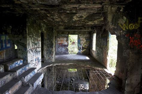 Hidden Gems: Revealing Abandoned Architectural Wonders