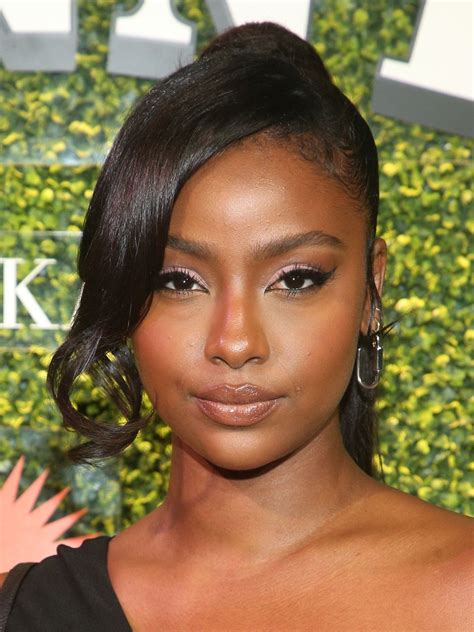 How Old is Justine Skye?