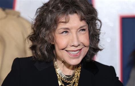 Impact of Lily Tomlin on the Entertainment Industry