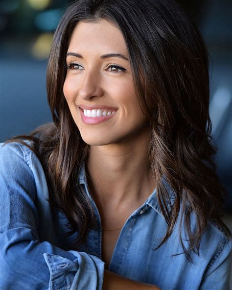 India De Beaufort's Philanthropic Work