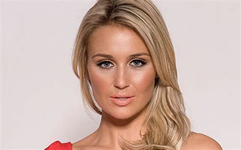 Insights into Alex Curran's Personal Life