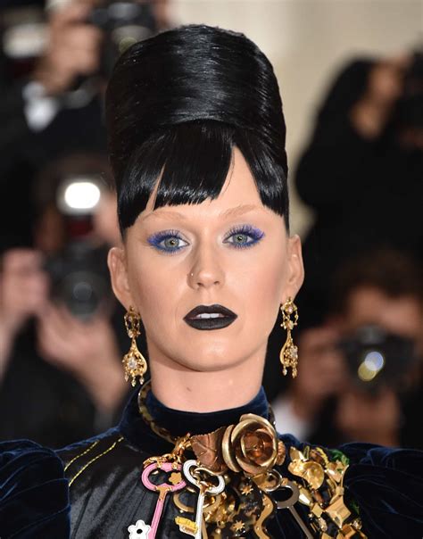 Inspiration: Celebrities Who Rocked Bold Eyebrow Styles