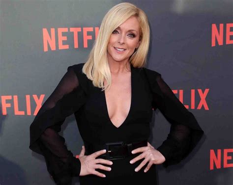 Jane Krakowski's Journey to Stardom