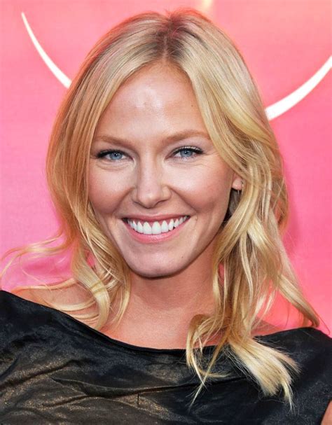 Kelli Giddish: A Brief Biography