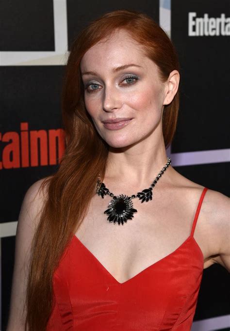 Lotte Verbeek: Early Life and Education