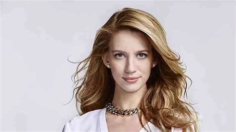 Net Worth and Earnings of Yael Grobglas