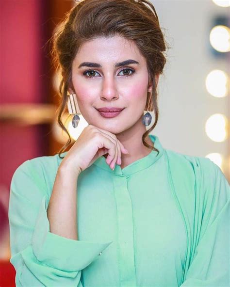 Overview of Kubra Khan's Life