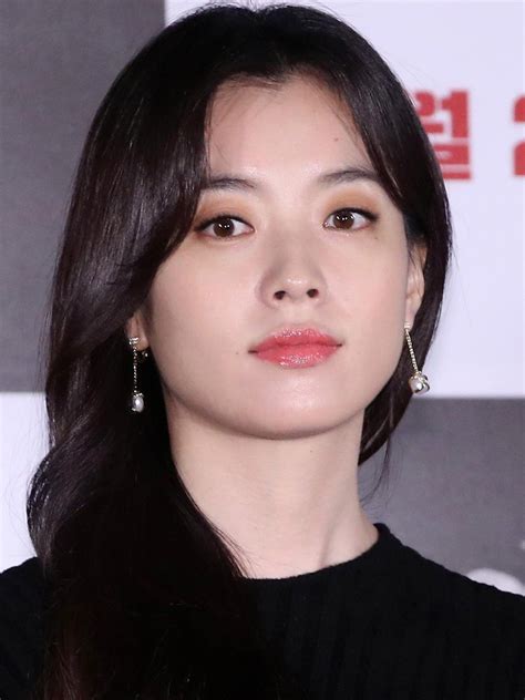 Personal Life and Relationships of Han Hyo Joo