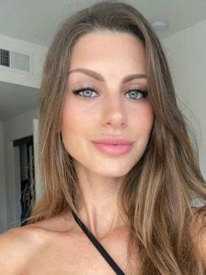 Physical Appearance: Brooke Swallow's Height and Body Shape