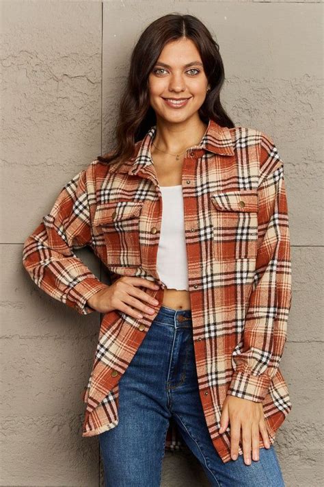Plaid as a Timeless Style: Embracing the Versatility of this Everlasting Trend