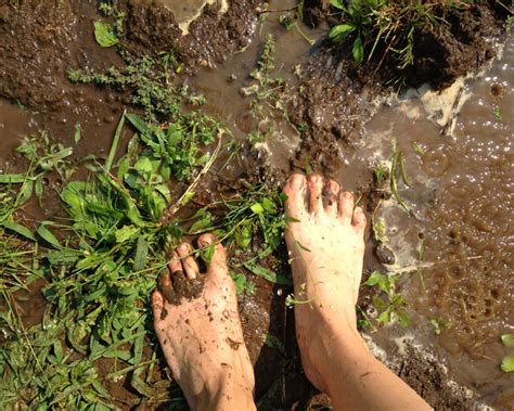 Practical Suggestions for Embracing a Barefoot Way of Life