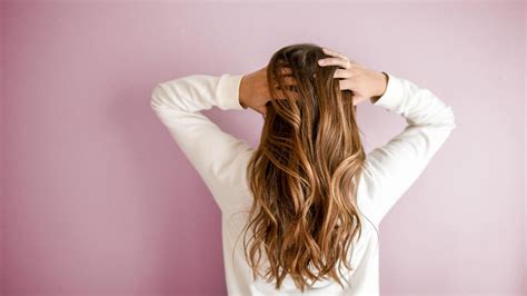 Protecting and Maintaining Luscious Locks: Essential Do's and Don'ts