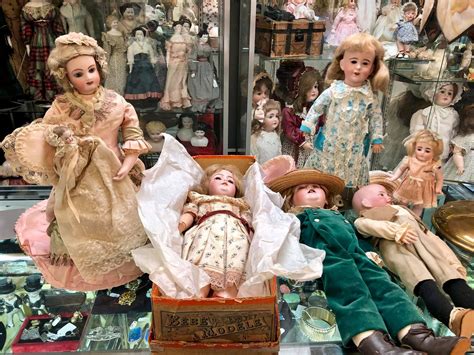 Researching Doll Sellers and Manufacturers