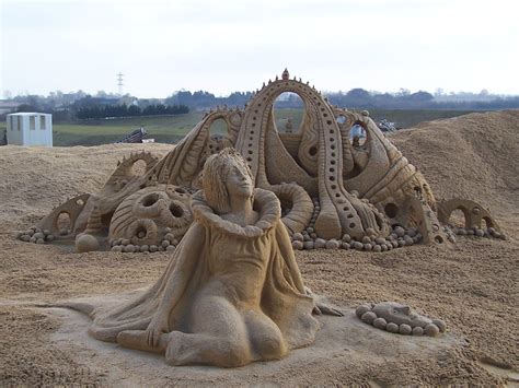 Sand as an Artistic Canvas: Exploring the World of Sand Terpsichore