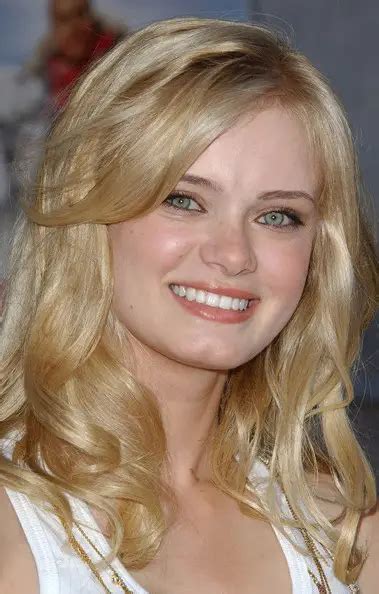 Sara Paxton's Physique: Meal Plan and Workout Routine