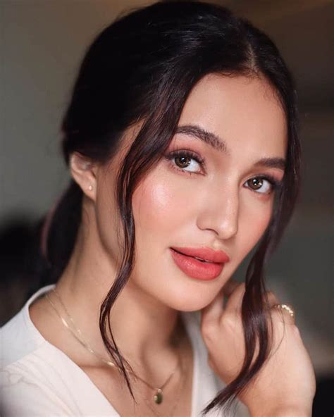 Sarah Lahbati's Impact in the Entertainment Industry