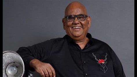 Satish Kaushik's Physical Appearance and Unique Style