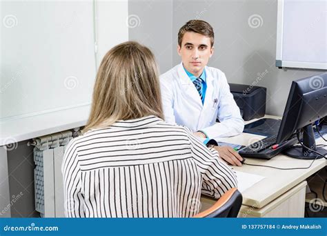 Seeking Professional Assistance: Knowing When to Consult a Physician or Therapist