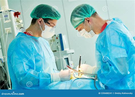 Seeking Professional Assistance to Uncover the Deeper Meaning Behind Dreams related to Surgical Interventions on the Renal Organs