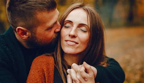 Spicing Up Your Love Life - Tips for a Fulfilling Intimate Relationship