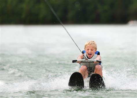 Starting Out: Beginner's Introduction to Water Skiing