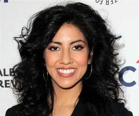 Stephanie Beatriz: Early Life and Career Beginnings