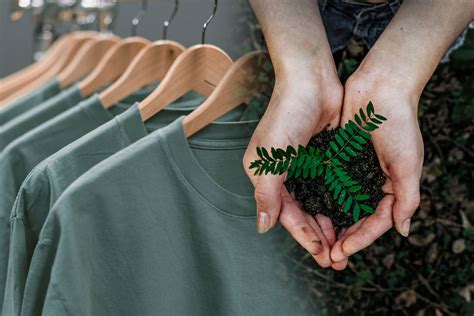 Sustainable Fashion: How Roomy Shirts Promote Ethical Consumption