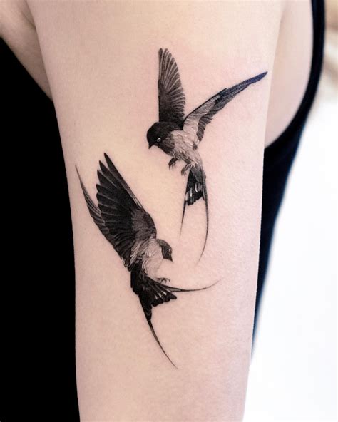 Swallow Tattoos: Beauty and Significance of Inked Birds