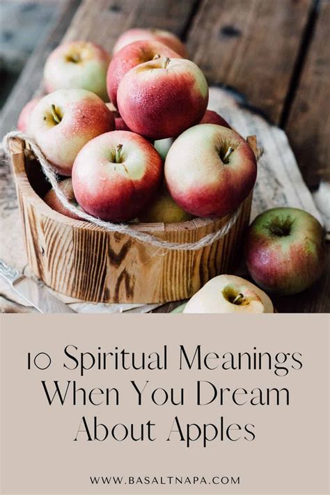 Symbolic Meanings of Apples in Dreams: What They Represent