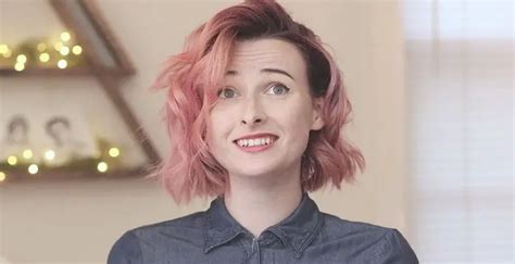 Tessa Violet's Personal Life and Relationships