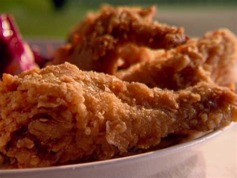 The Craft of Perfectly Fried Chicken: Insider Techniques for Crispy and Succulent Delights