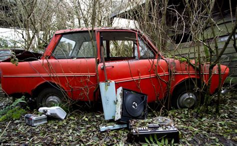 The Emblematic Influence of an Aged Dilapidated Vehicle