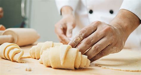 The Enchanting Universe of Pastry Making