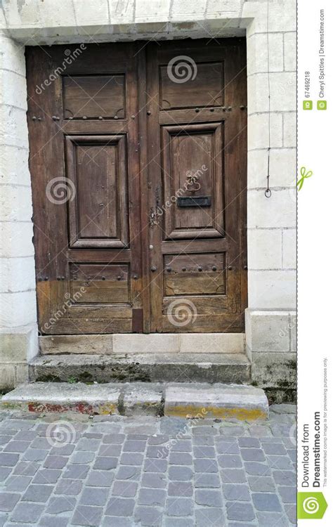 The Enchantment of Vintage Doors: A Portal to Bygone Eras