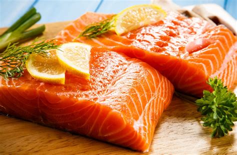 The Health Benefits of Fresh, Raw Salmon