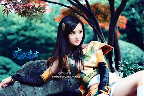 The Impact of Wuxia Fiction on Popular Culture: From Video Games to Cosplay
