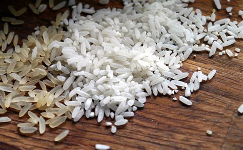 The Intricate Symbolism Behind Regurgitating Rice in One's Dreams
