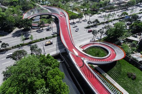 The Mastery of Engineering: Incredible Innovations behind the Majestic Overpass