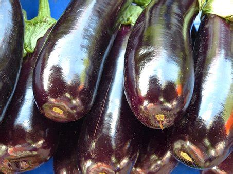 The Nutritional Marvels of the Majestic Aubergine: Exploring its Health Bounty and Epicurean Delicacies