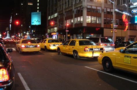 The Phenomenon of Beloved Crimson Cabs: Why People Are Enchanted by Them