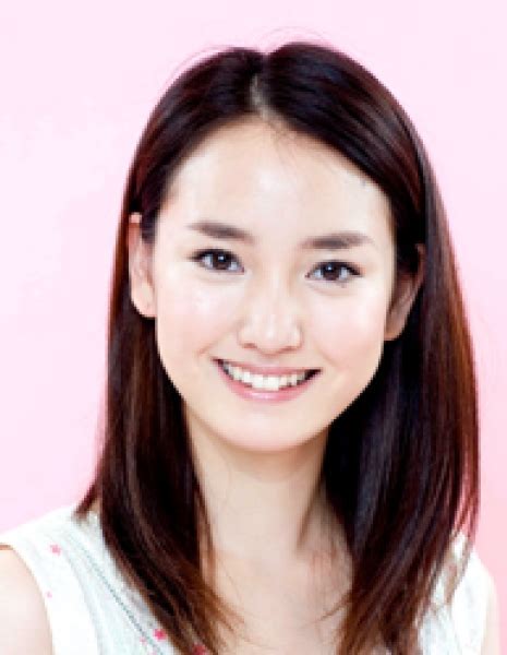 The Rise of Yui Hasumi in the Entertainment Industry