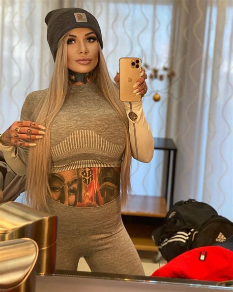 The Secret Behind Larissa Flavia's Mesmerizing Figure