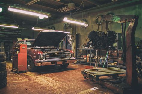 The Significance of Dreams in an Automotive Repair Workshop